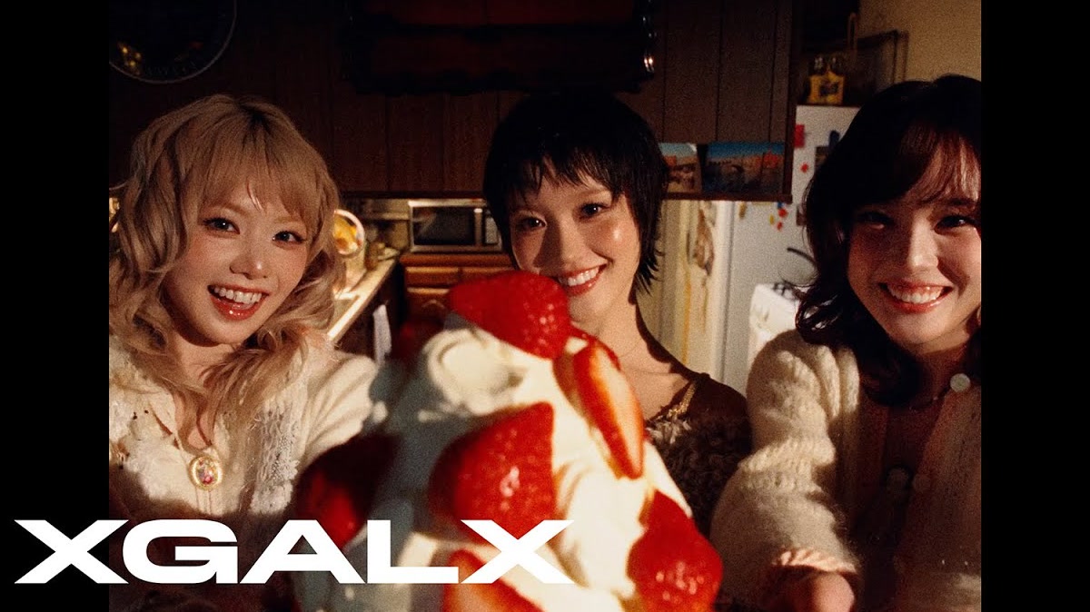 4 SEASONSを歌うCHISA・HINATA・JURIA