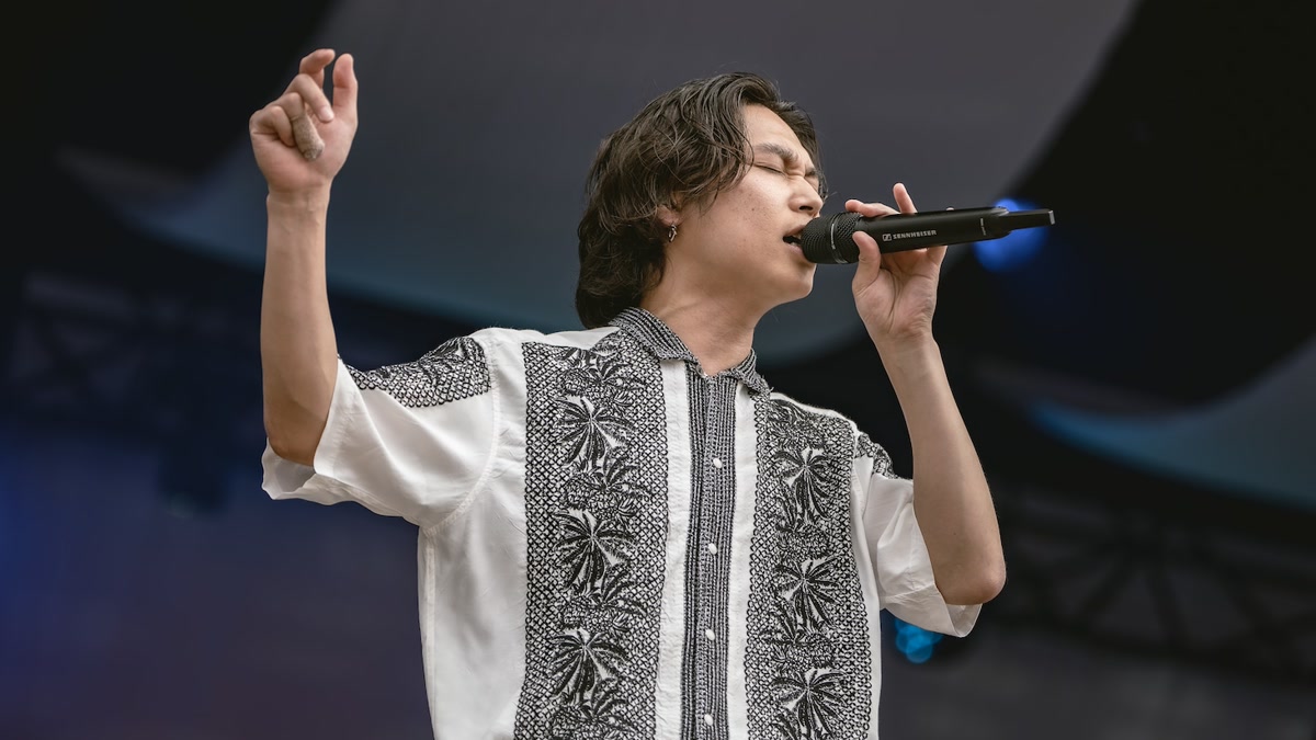 路上ライブとステージ経験を重ねた藤井怜央