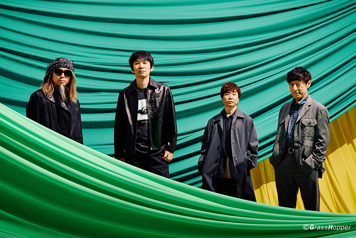 スピッツのメンバー4人
