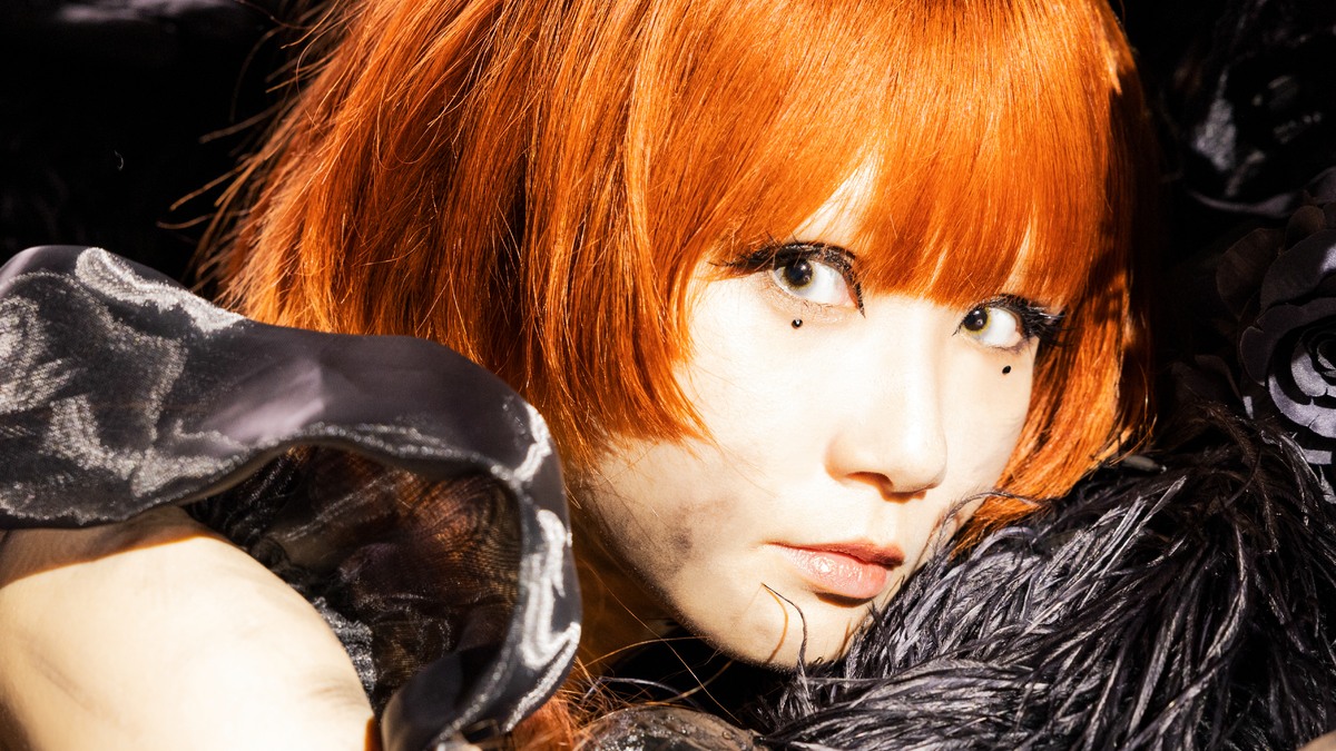 BLACK BOX期のReolのアーティスト写真