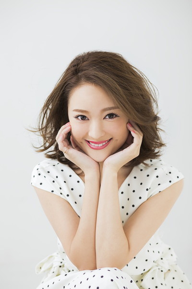 2015年頃のchayのアーティスト写真