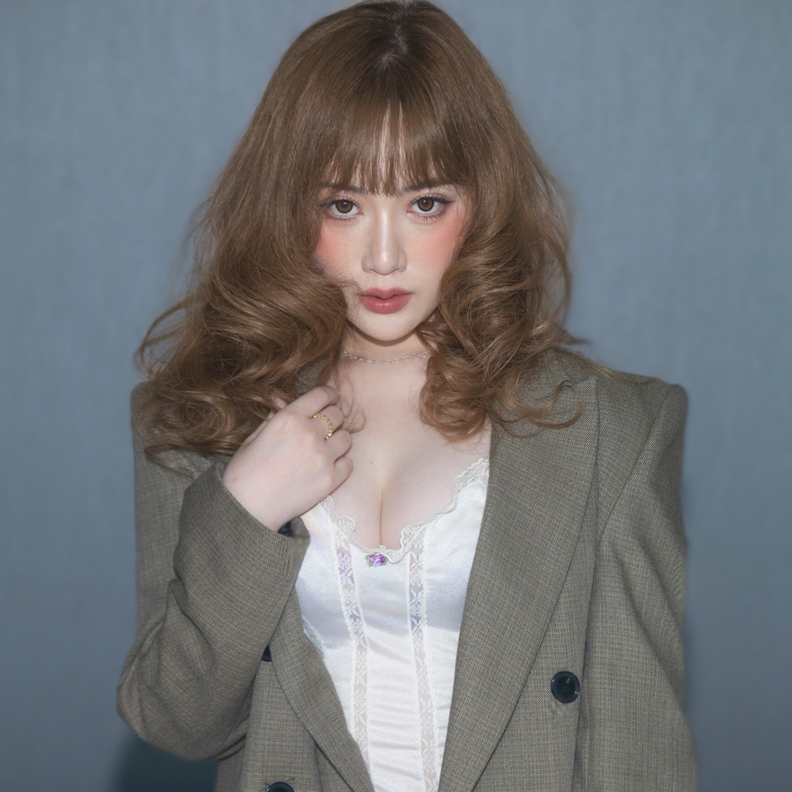 MACOのアーティスト写真