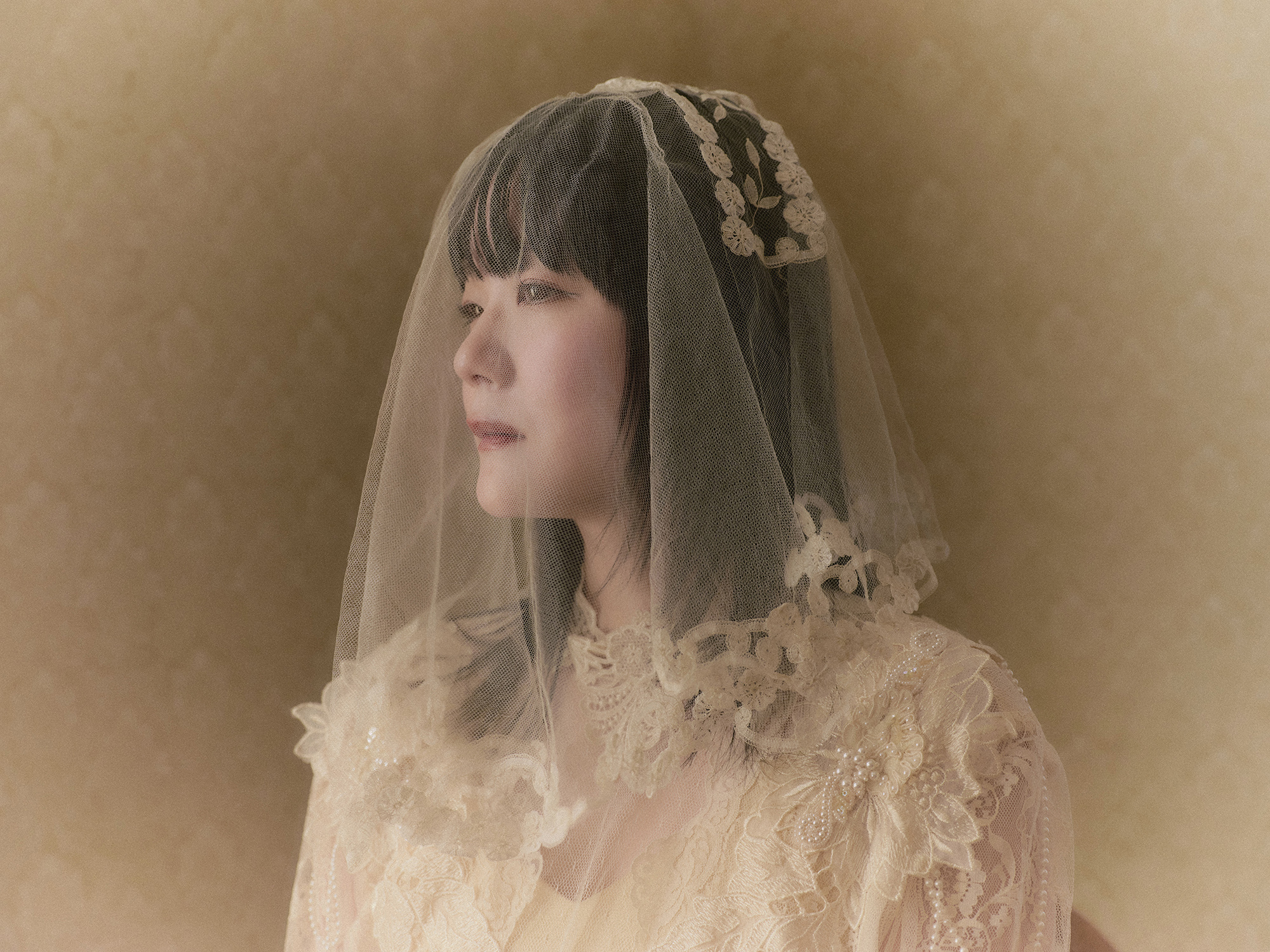吉澤嘉代子の公式プロフィール写真
