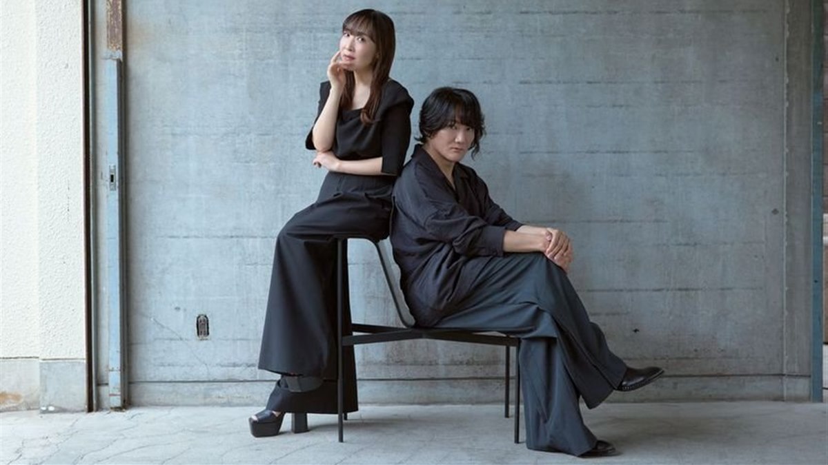 angela・atsukoの歌声がデビューから現在まで変化した歩みをたどる記事のアイキャッチ