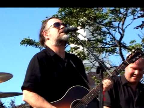 2005年7月、Beatlejuiceで歌うブラッド・デルプ
