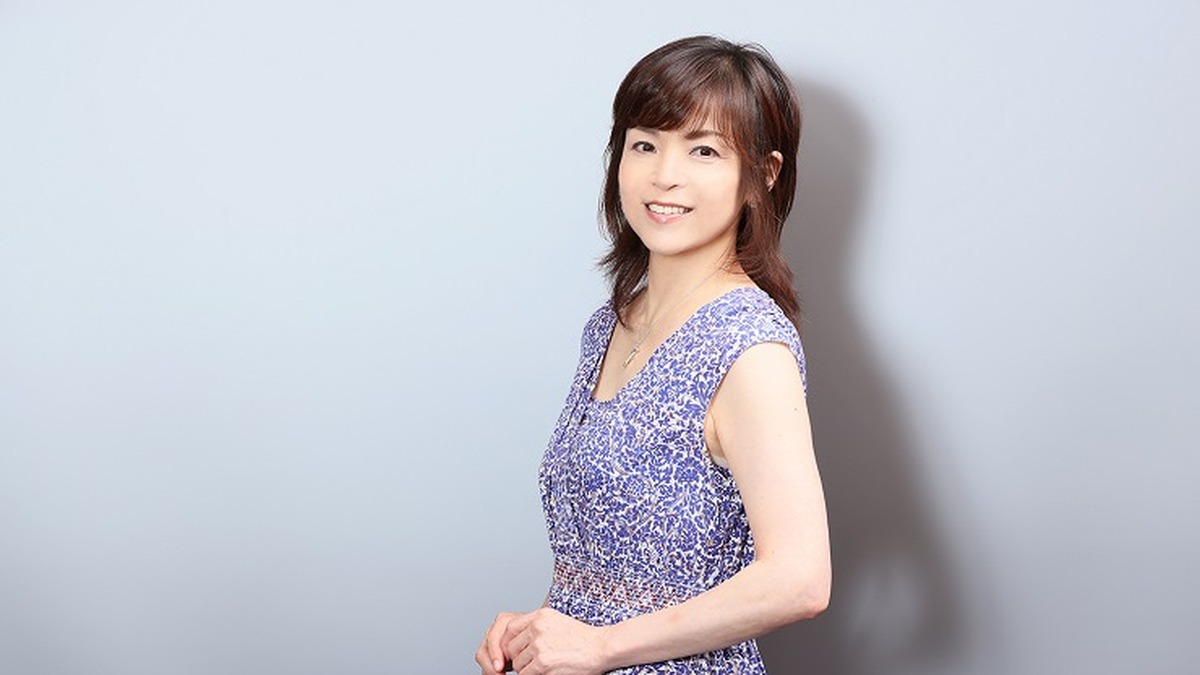 自作曲と歌い方について語る石原詢子