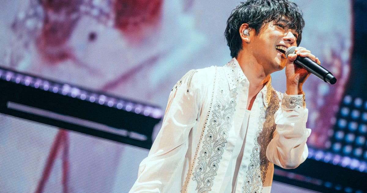歌う二宮和也