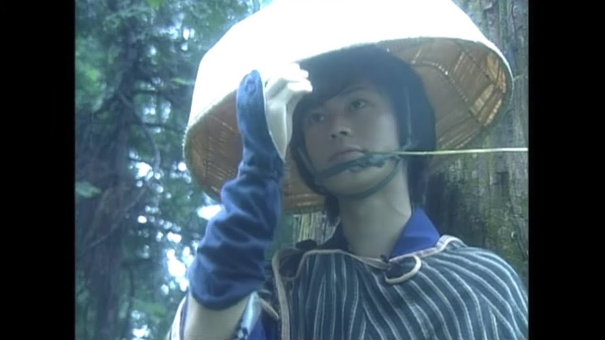 デビュー曲箱根八里の半次郎の氷川きよし
