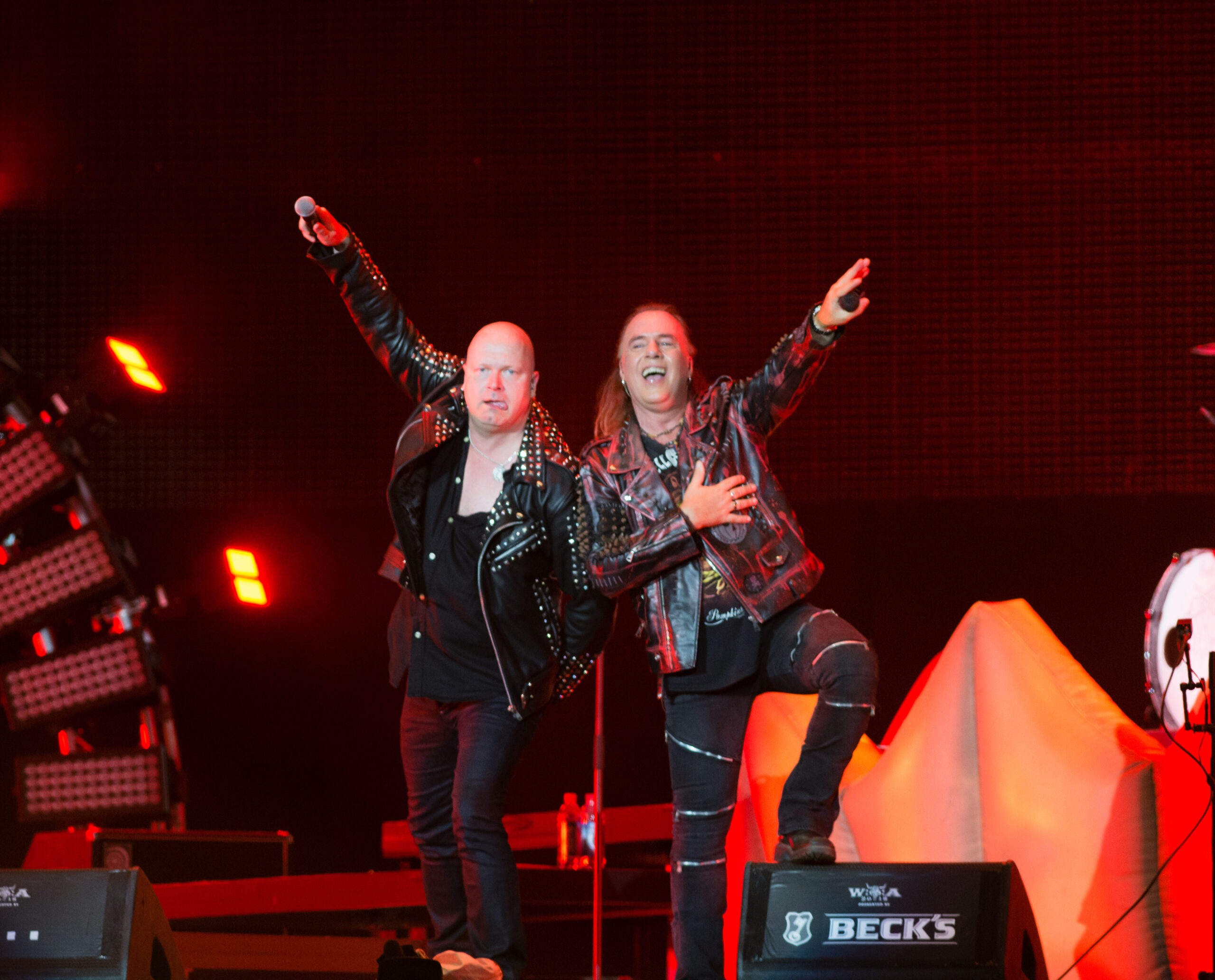 2018年、Helloweenのステージで歌うマイケル・キスク