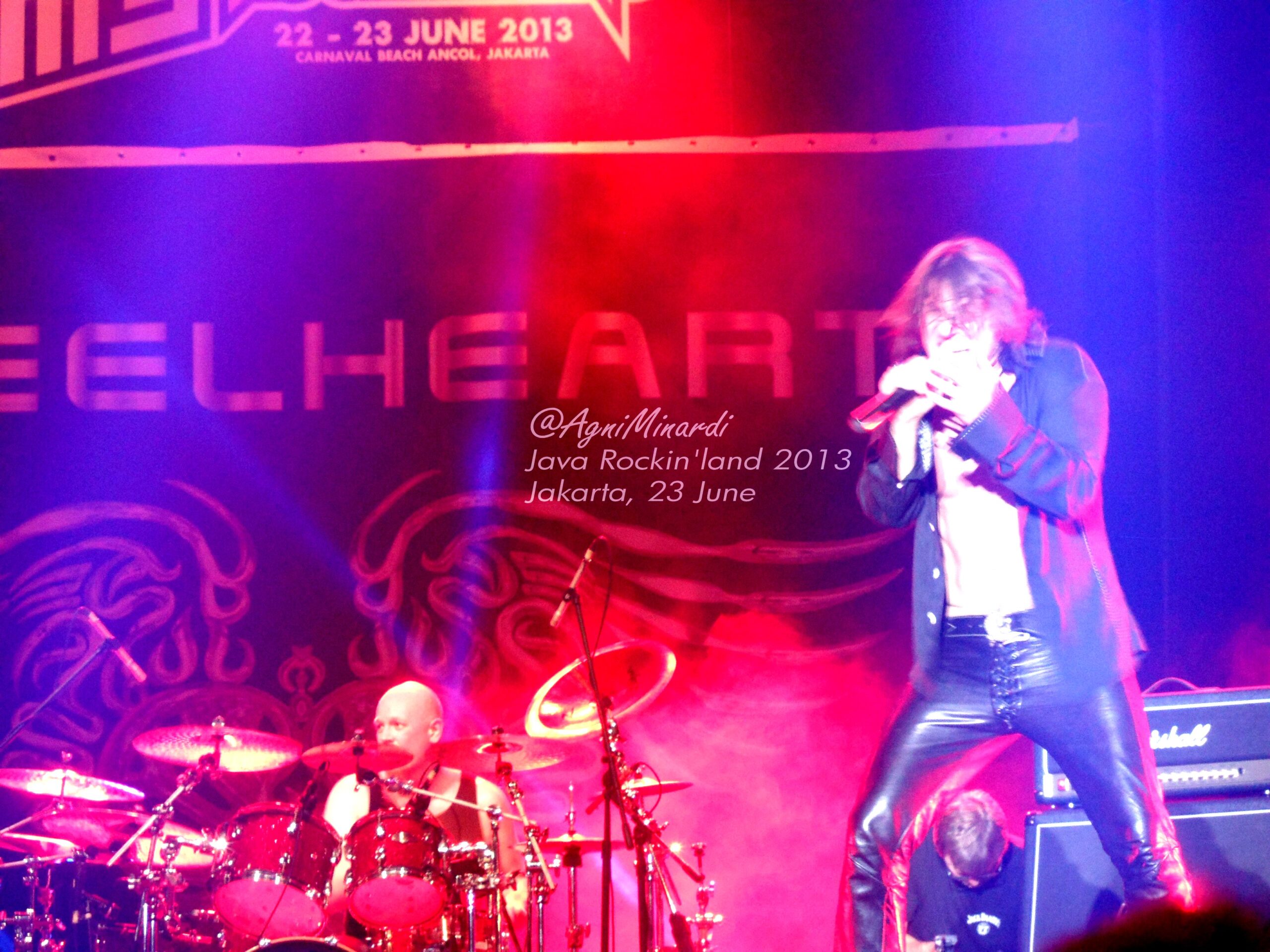 2013年、Java Rockin’landのSteelheart