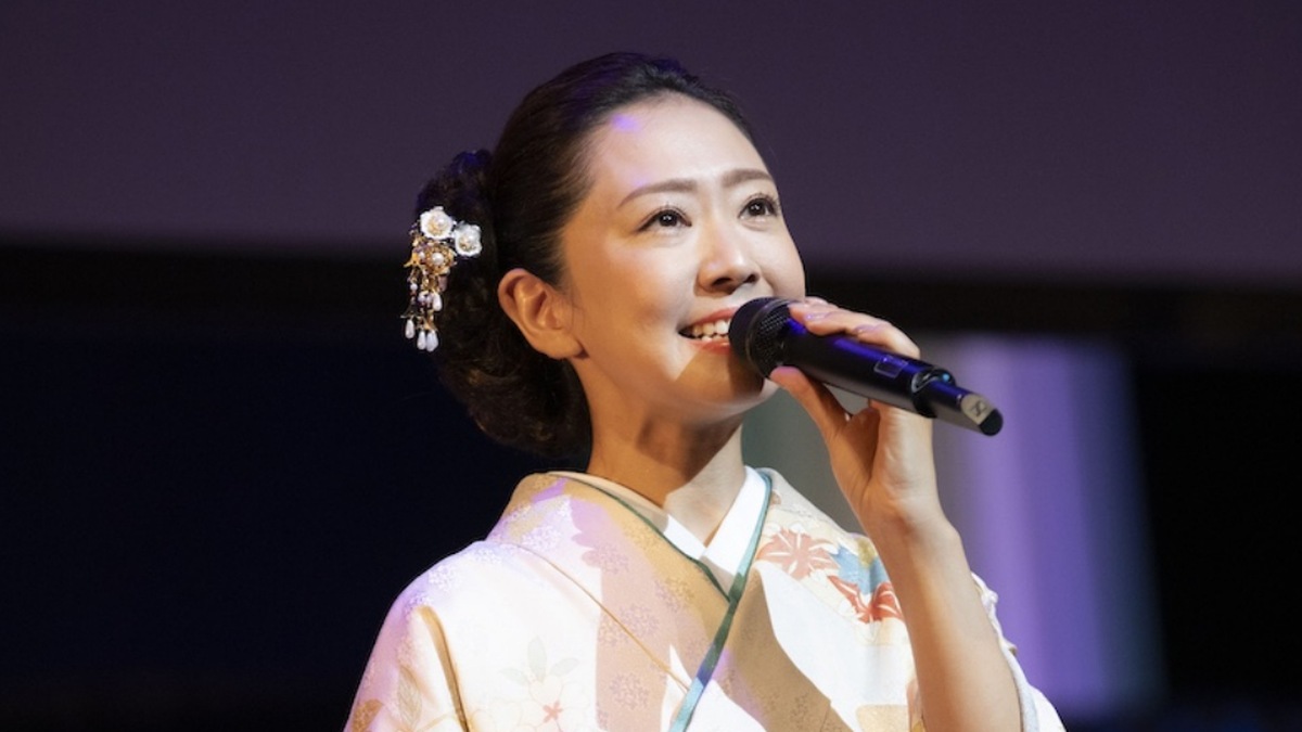 羽山みずきの歌い方と発声を解説する記事のアイキャッチ
