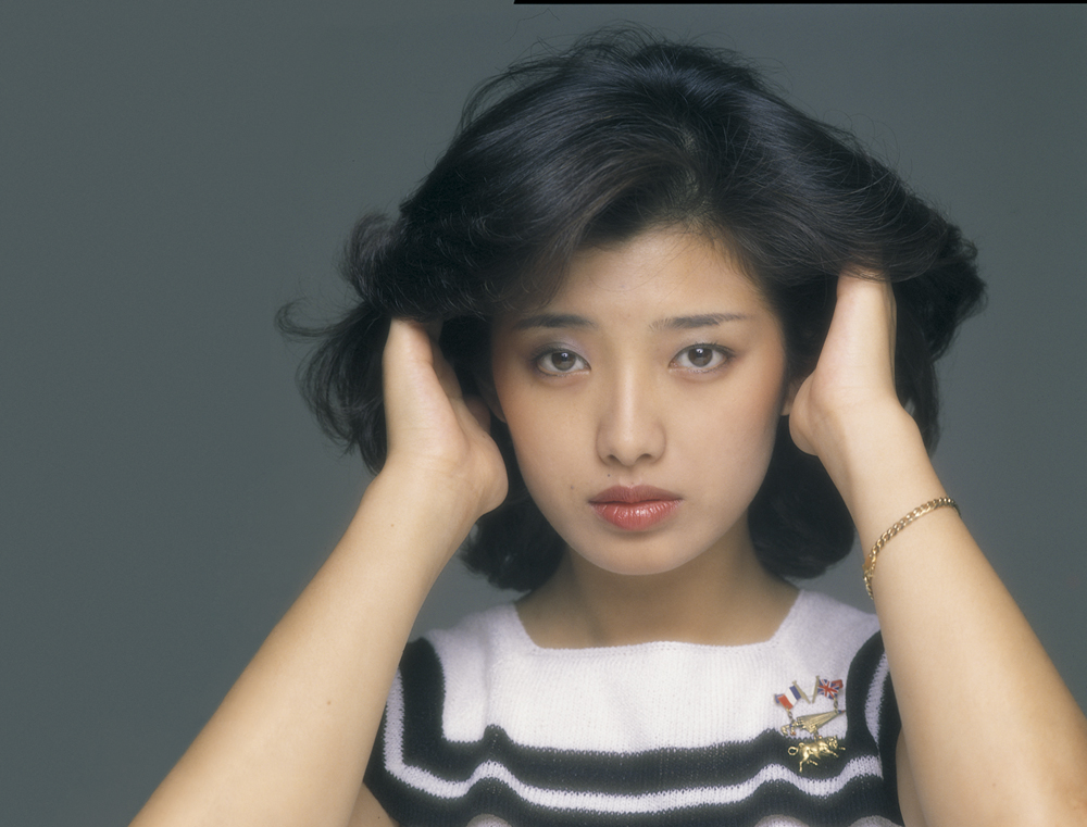 山口百恵、ソニーミュージック公式アーティスト写真