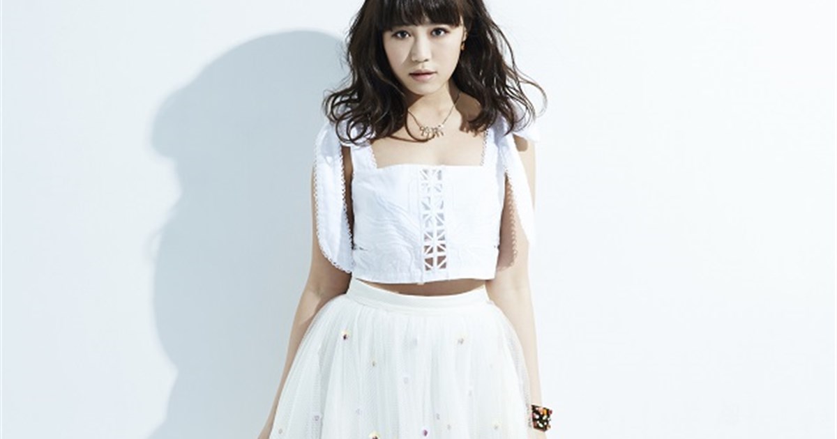 Flowerで歌声の存在感を強めていった鷲尾伶菜
