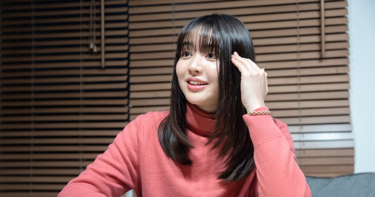 子役やタレント活動を通じて言葉と表情で人へ伝える経験を重ねた鎮西寿々歌