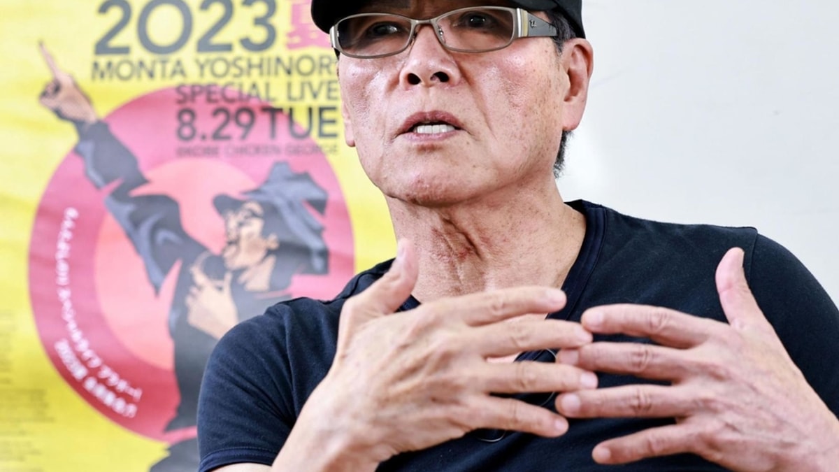 2023年のインタビューで歌声について語るもんたよしのり