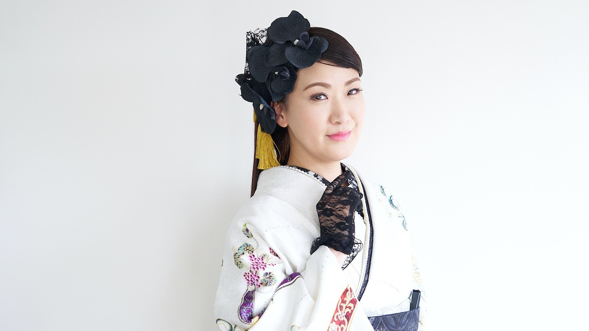 花わずらいを発表した時期の市川由紀乃