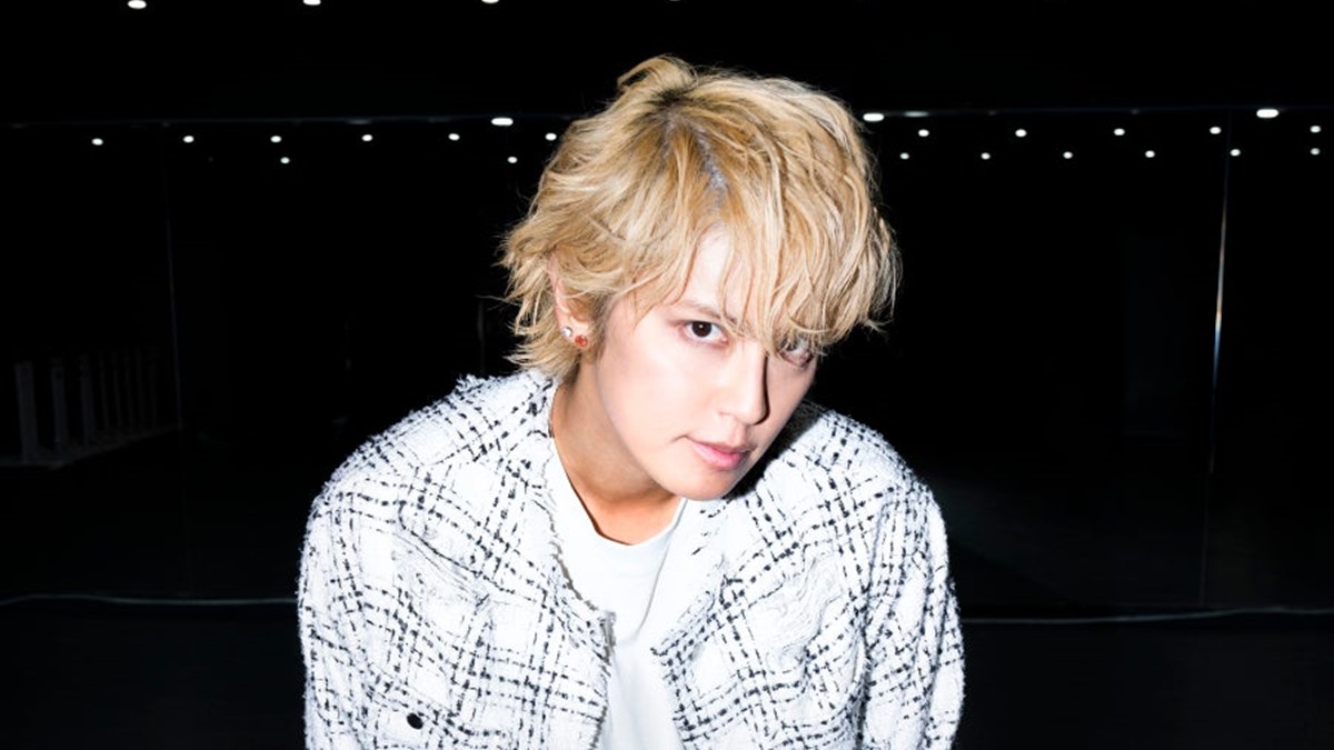ライブで強い高音と曲ごとの声色を使い分ける手越祐也