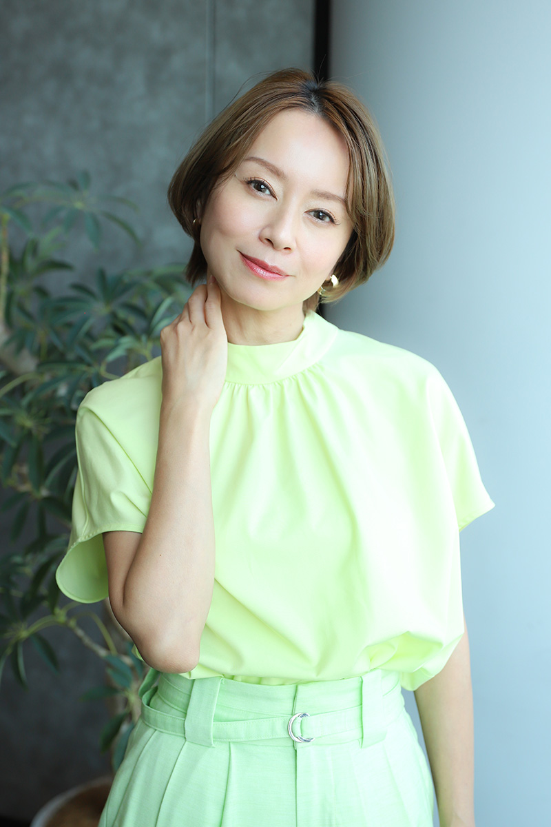 2023年のインタビュー時の鈴木亜美
