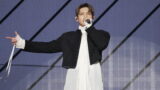 2025年12月7日のソロ公演で歌うチャンミン