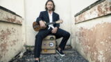2011年『Ukulele Songs』の取材掲載写真（撮影：Danny Clinch／Courtesy of Pearl Jam）