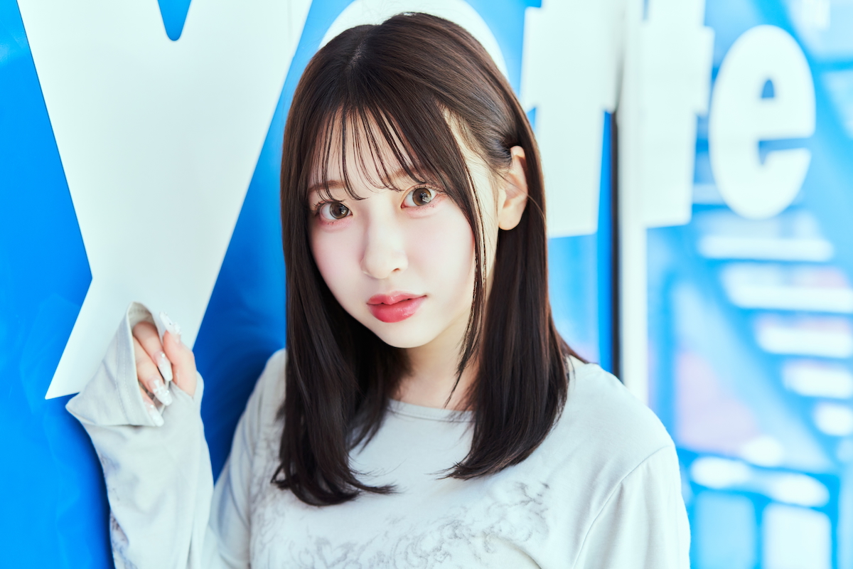 2025年の取材での桜庭遥花（リアルサウンド掲載／撮影：梁瀬玉実）