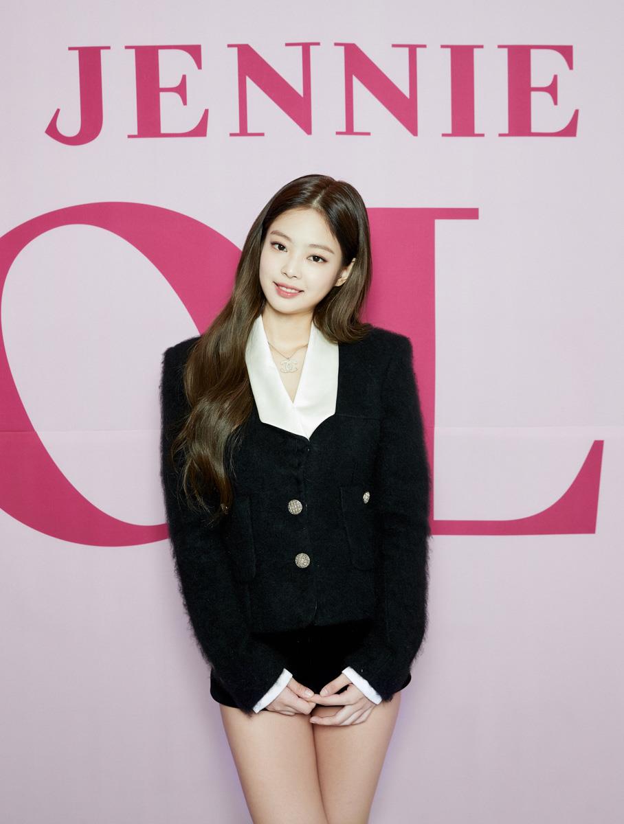 2018年11月、「SOLO」の発表に臨むJENNIE(YG Entertainment提供)