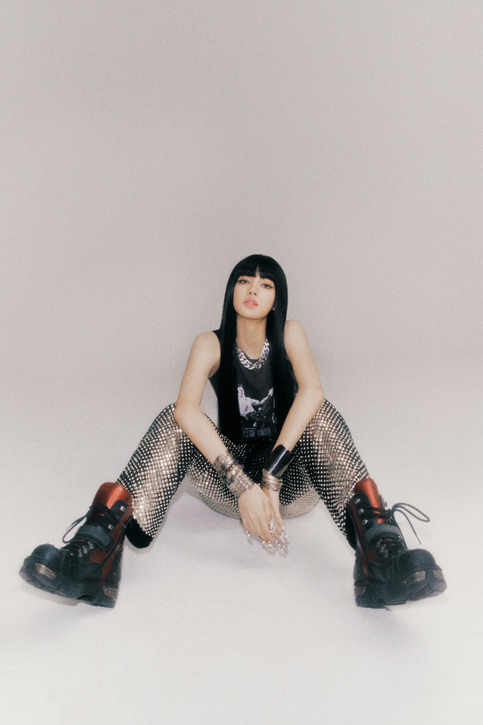 2021年、初のソロ作品『LALISA』発表時のLISA
