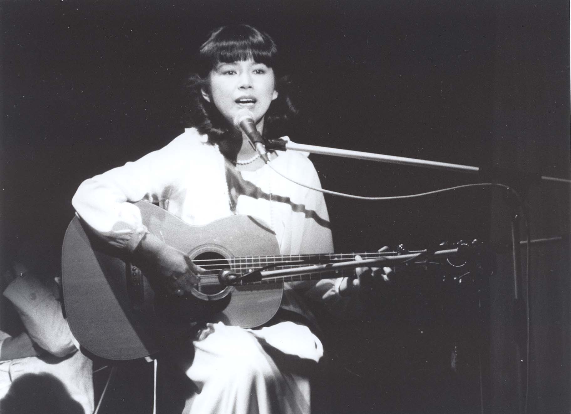 西島三重子（公式ギャラリー・1979年頃）