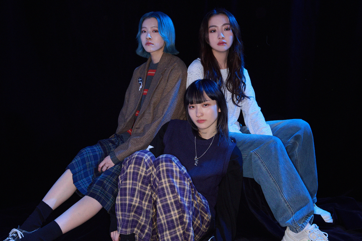 Chilli Beans.（Moniは手前／2024年「Real Sound」掲載写真）
