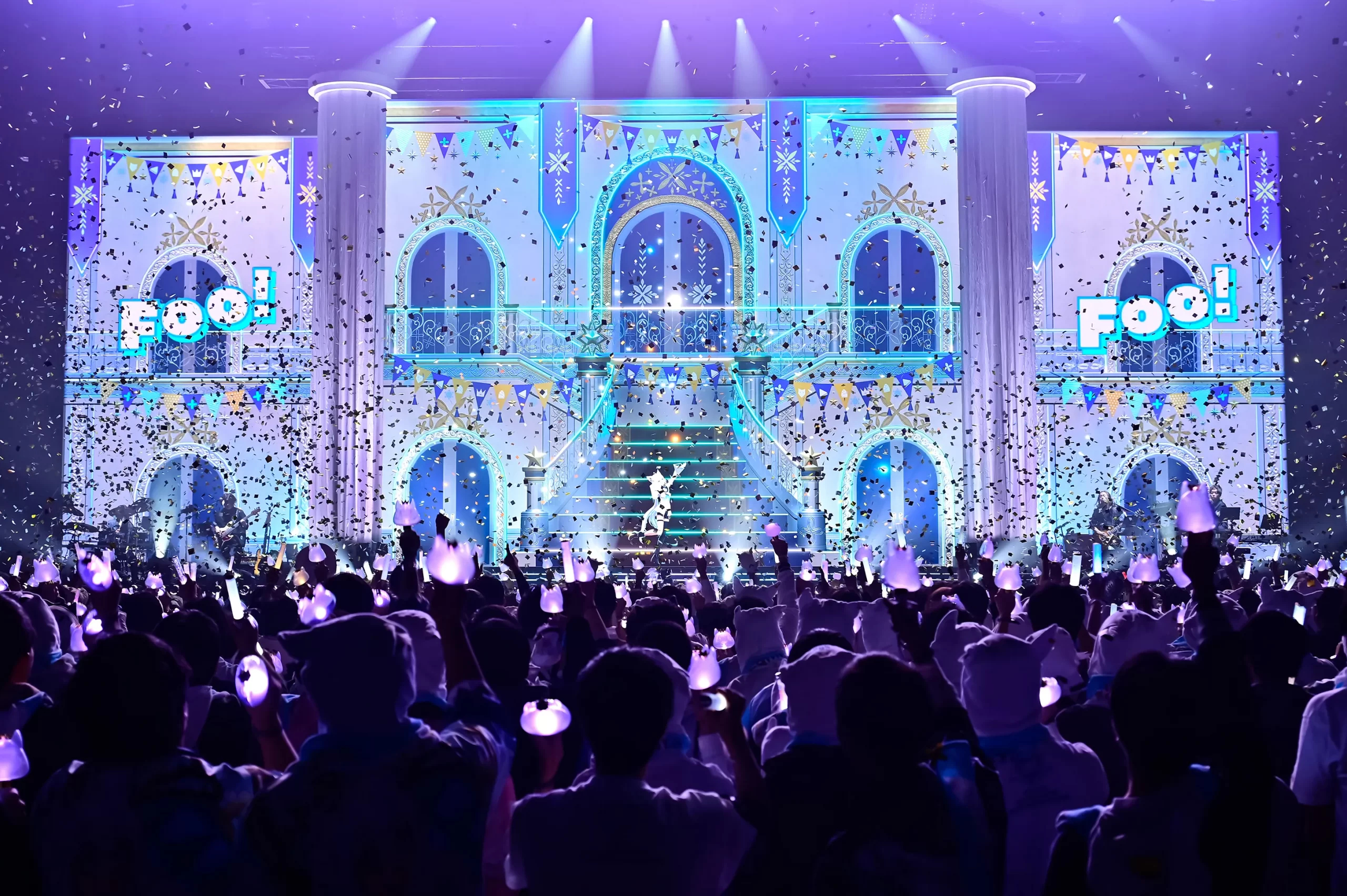 2025年2月のソロライブで歌う白上フブキ