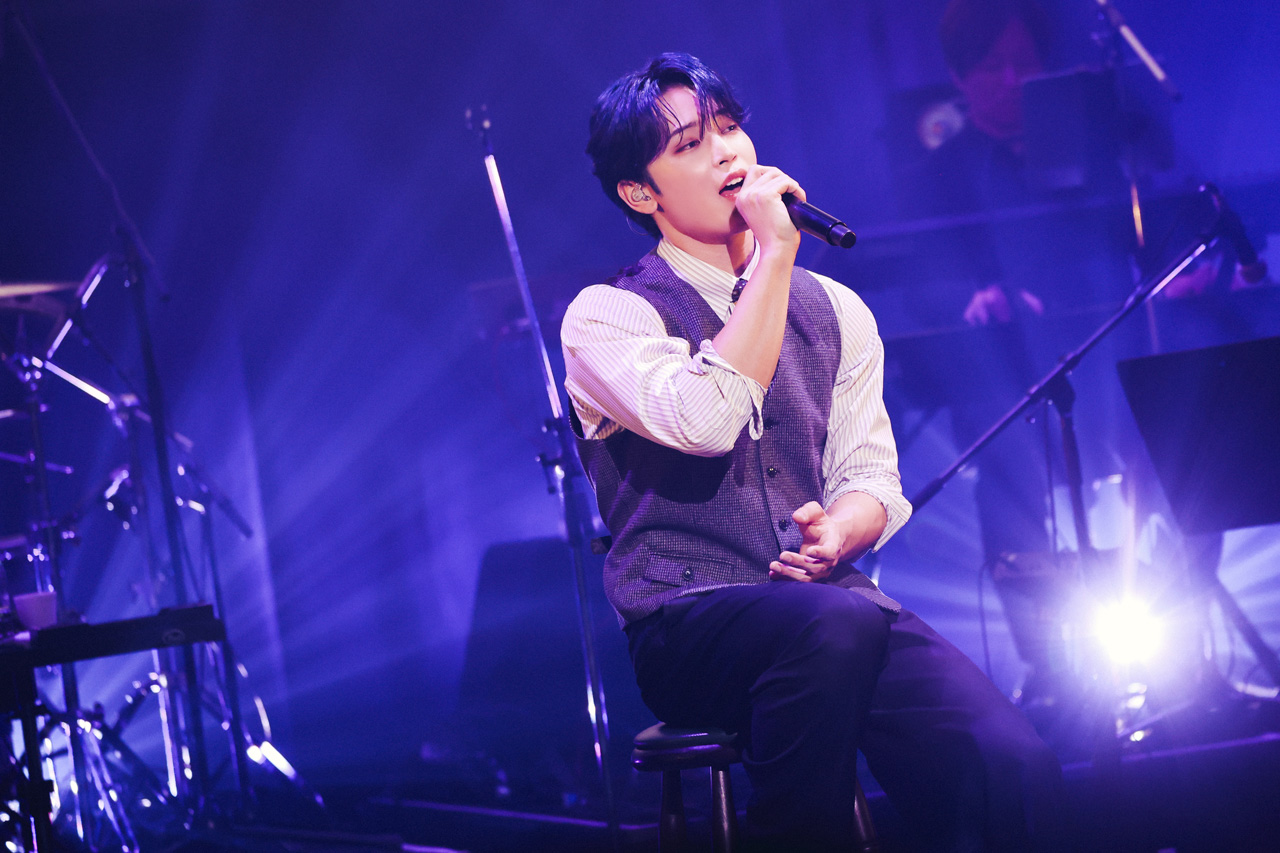 2025年1月28日、ソロ公演「Day by day」で歌う與那城奨
