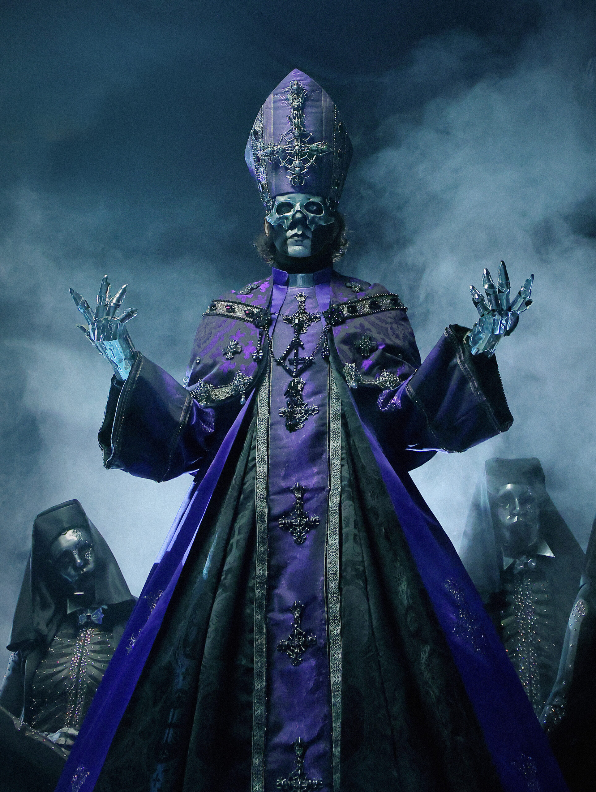 トビアス・フォージが演じるPapa V Perpetua(2025年公開のMetal Hammer取材掲載写真/画像:Press)