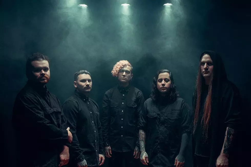 Lorna Shore（2022年の「Loudwire」掲載写真／中央がウィル・ラモス／撮影：Mike Elliot）