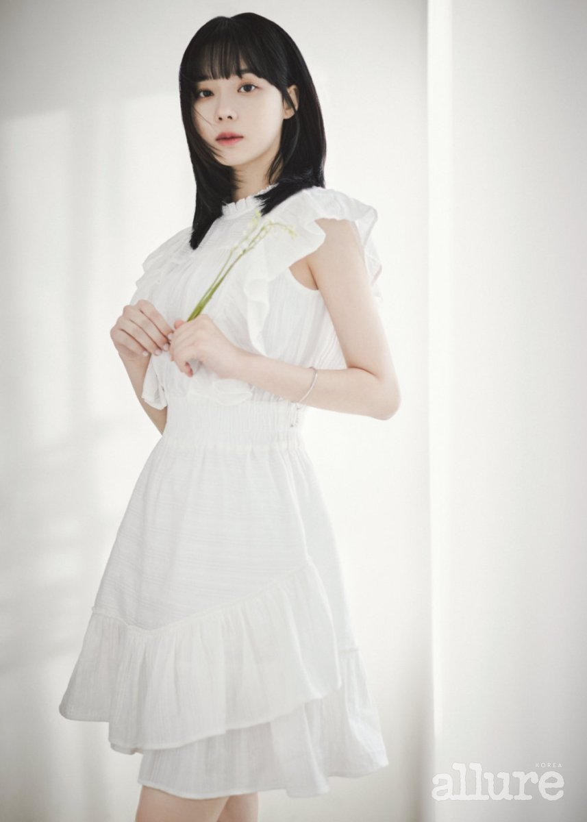 ウィンター。Allure Koreaのインタビュー掲載写真（2022年4月）