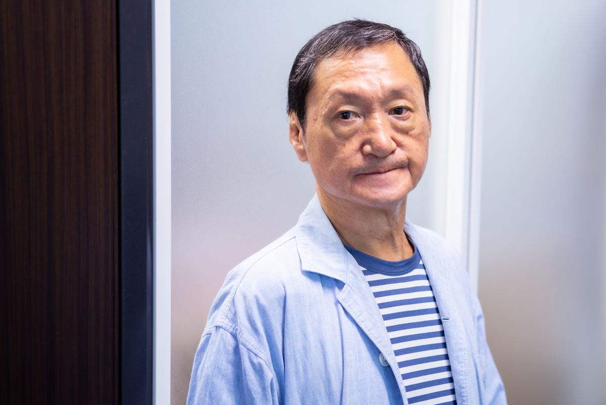 南佳孝の取材掲載写真（2023年掲載、撮影：吉田圭子）